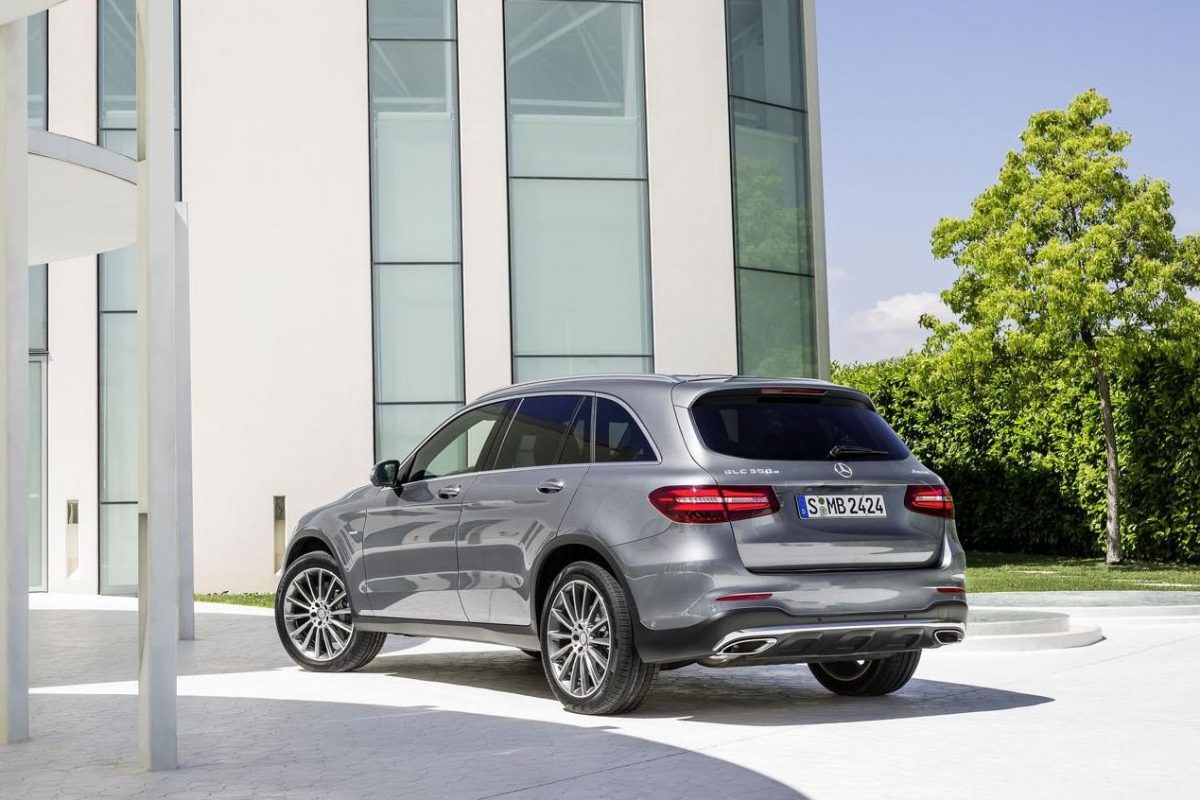 MERCEDES-BENZ
