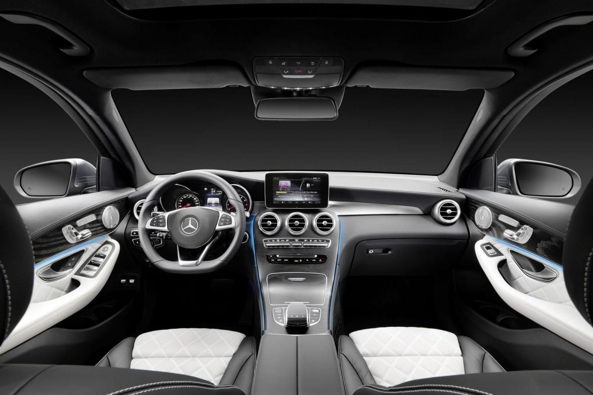 MERCEDES-BENZ