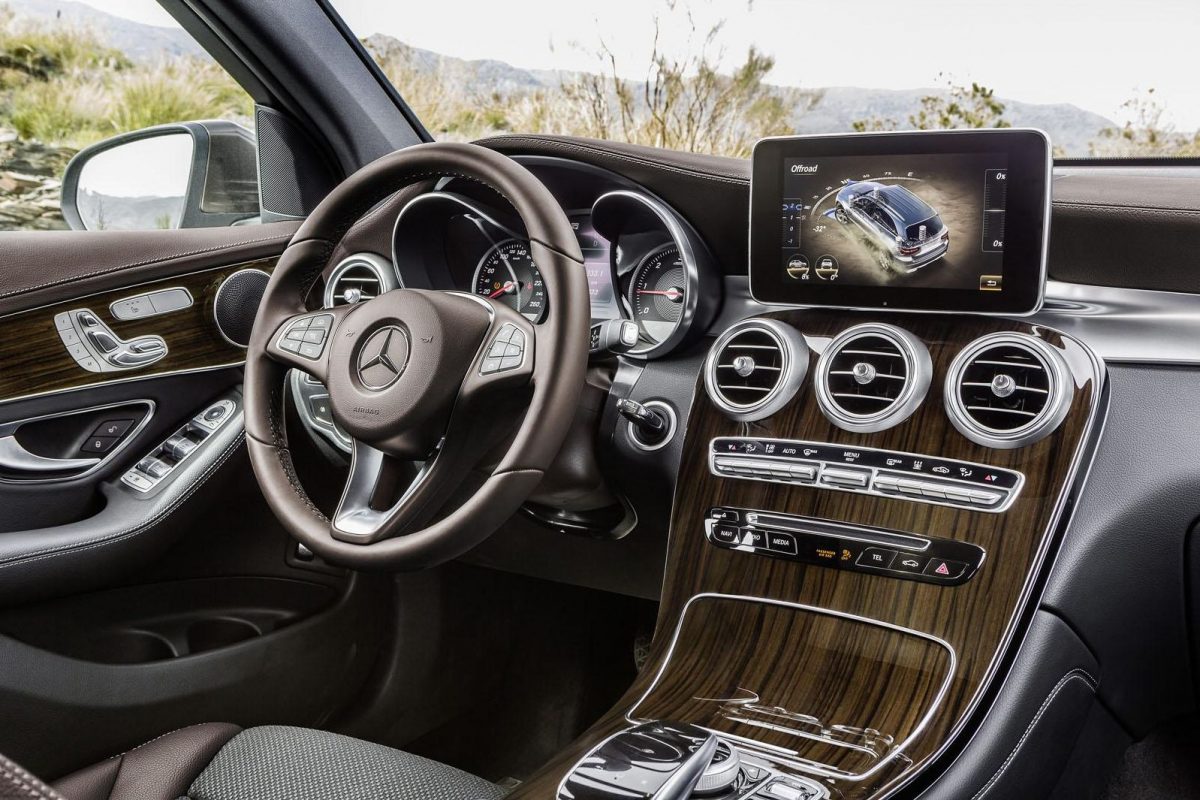 MERCEDES-BENZ