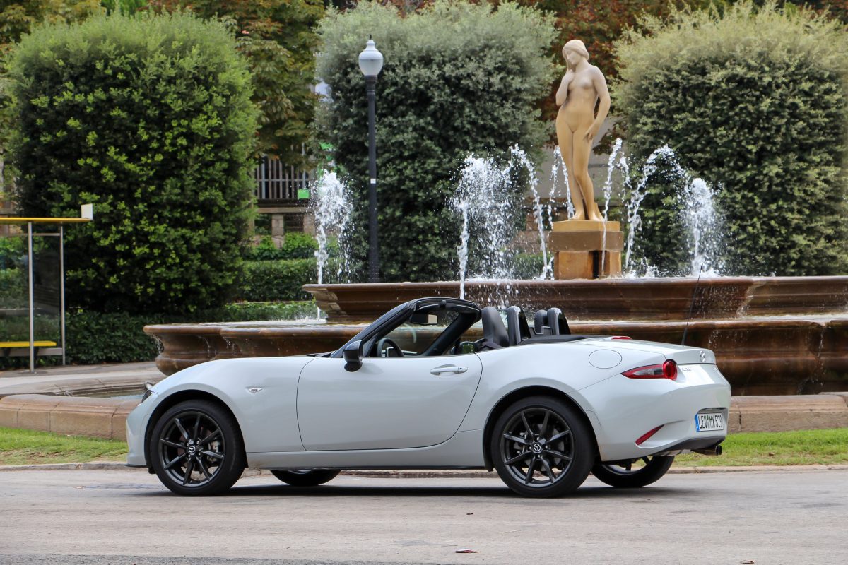 MAZDA MX-5