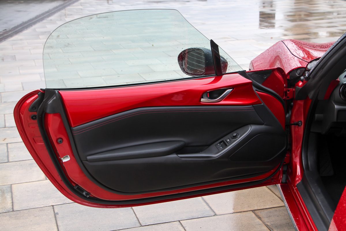 MAZDA MX-5