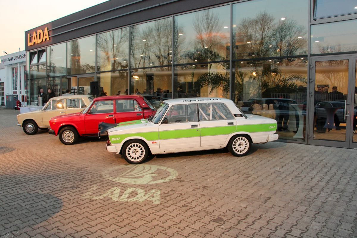 LADA