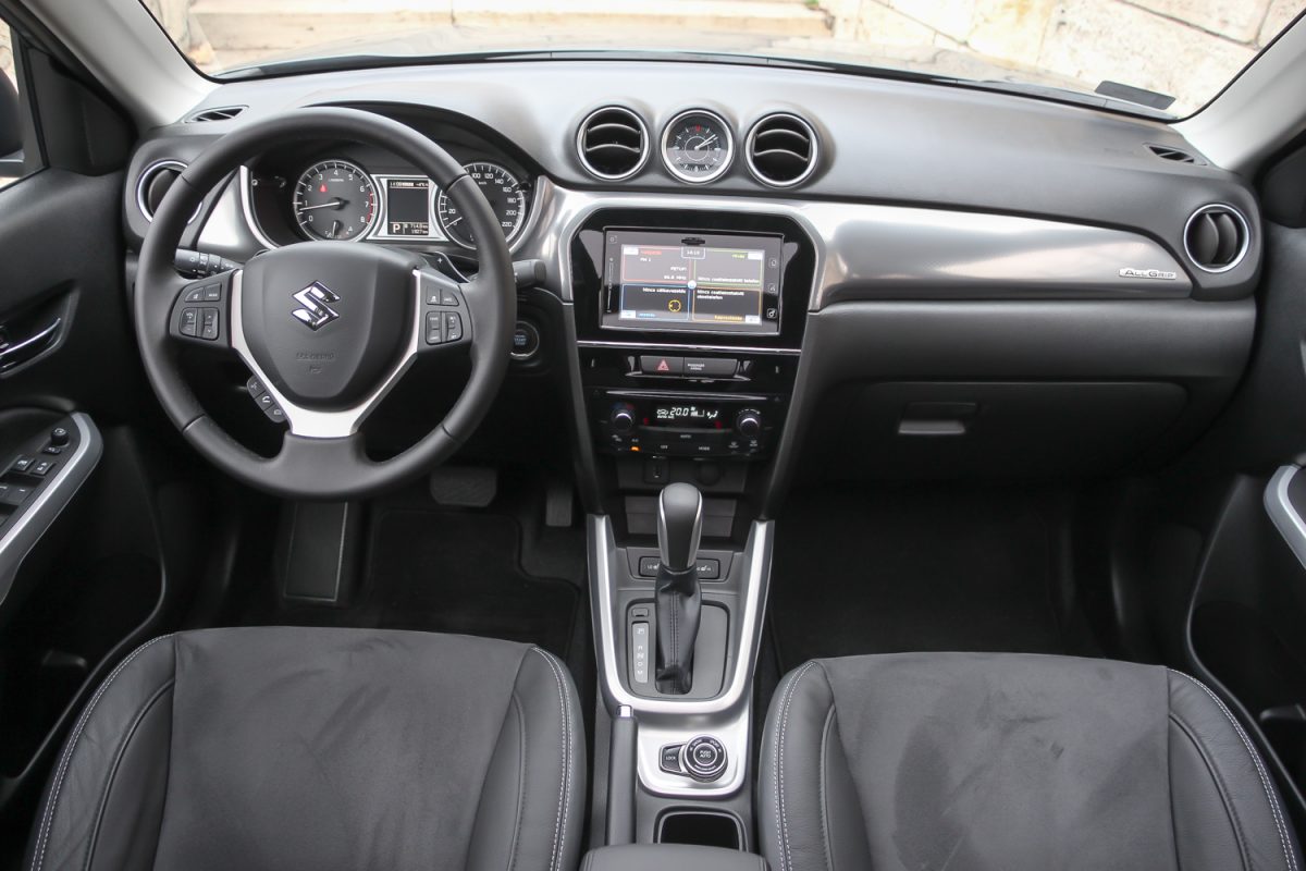 SUZUKI