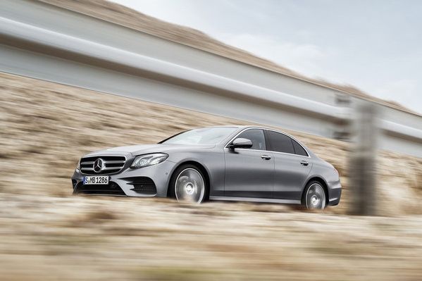 MERCEDES-BENZ E-OSZTÁLY