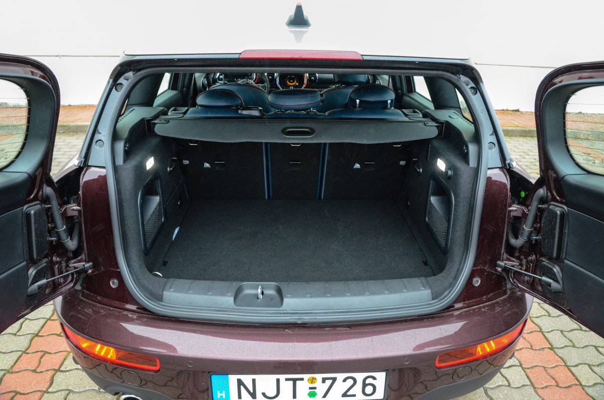 MINI CLUBMAN