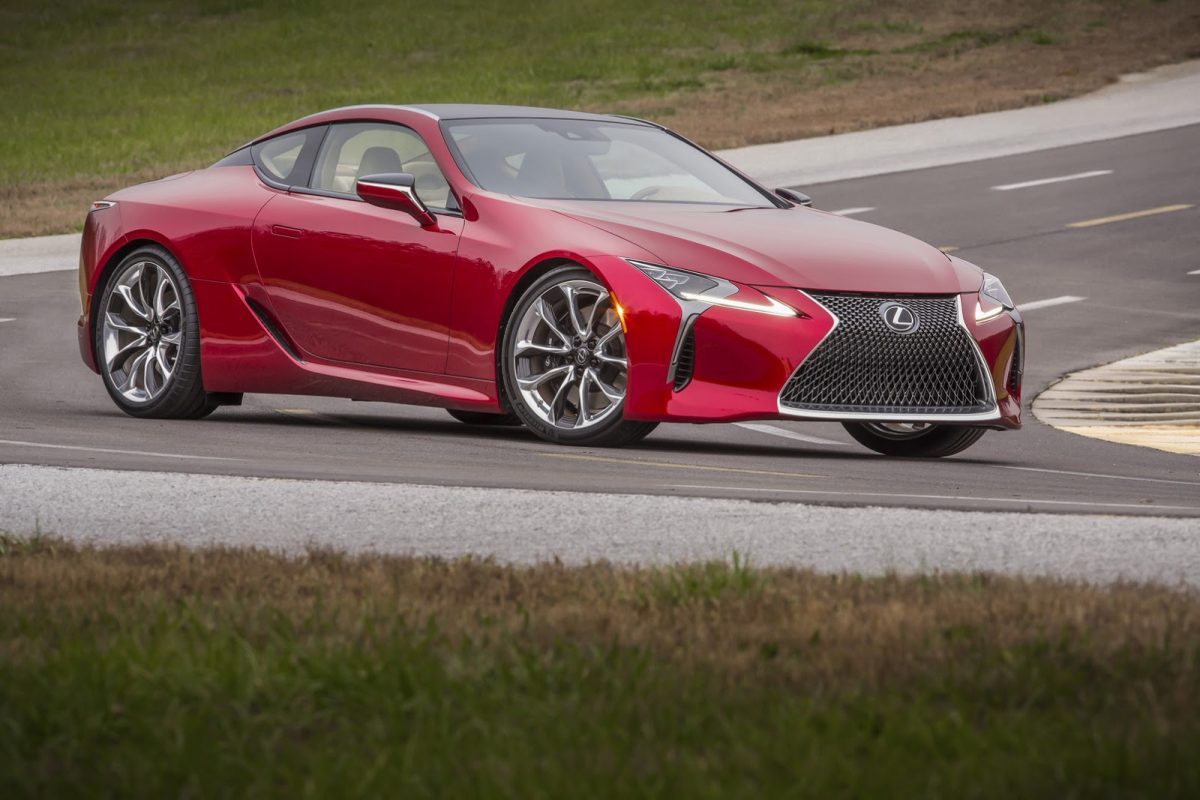 LEXUS