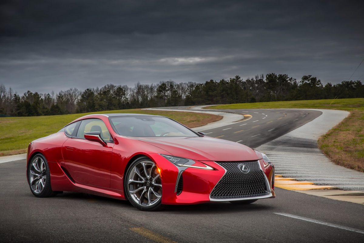 LEXUS