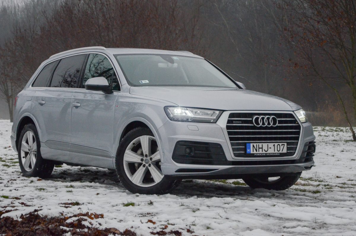 AUDI Q7