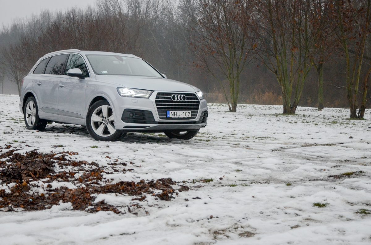 AUDI Q7
