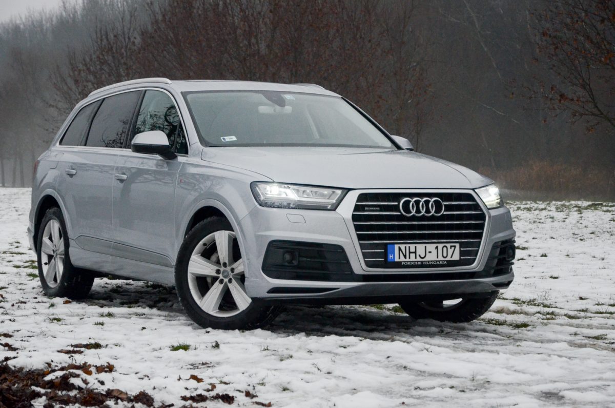 AUDI Q7