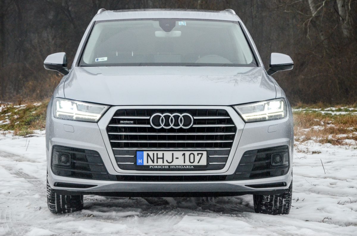 AUDI Q7