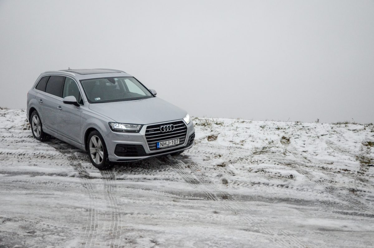 AUDI Q7