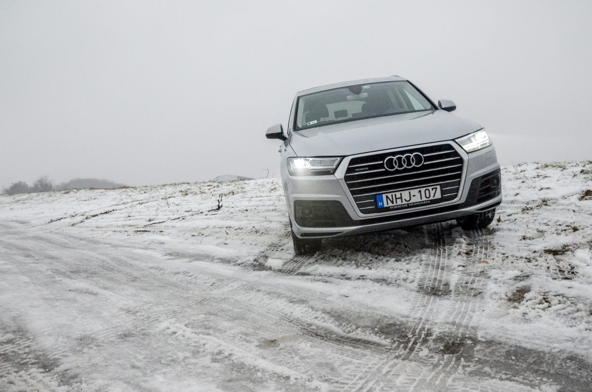 AUDI Q7