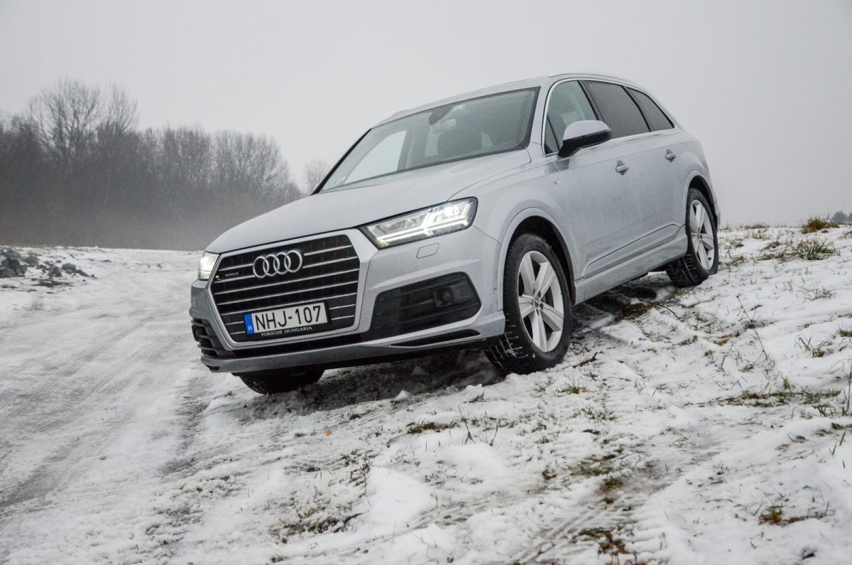 AUDI Q7