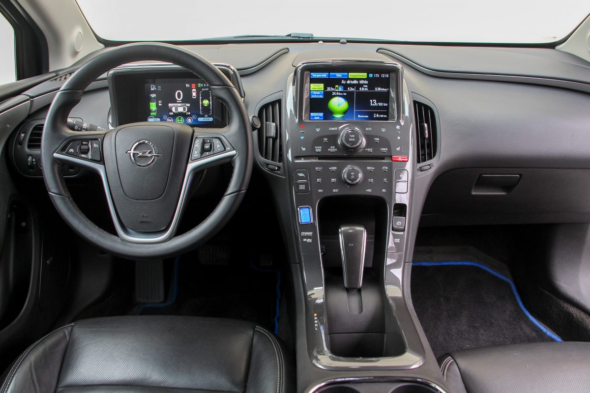 OPEL AMPERA