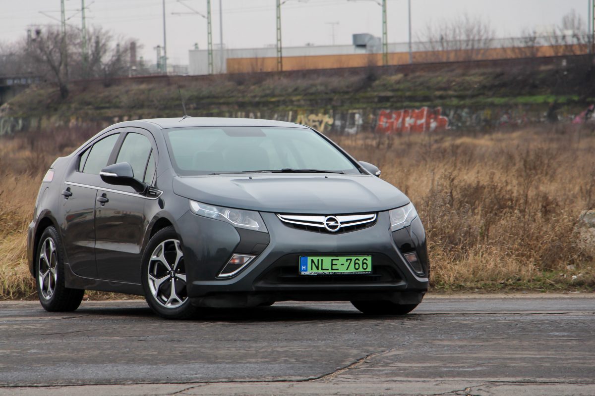 OPEL AMPERA