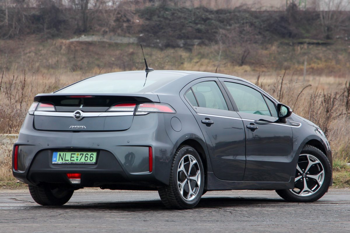 OPEL AMPERA