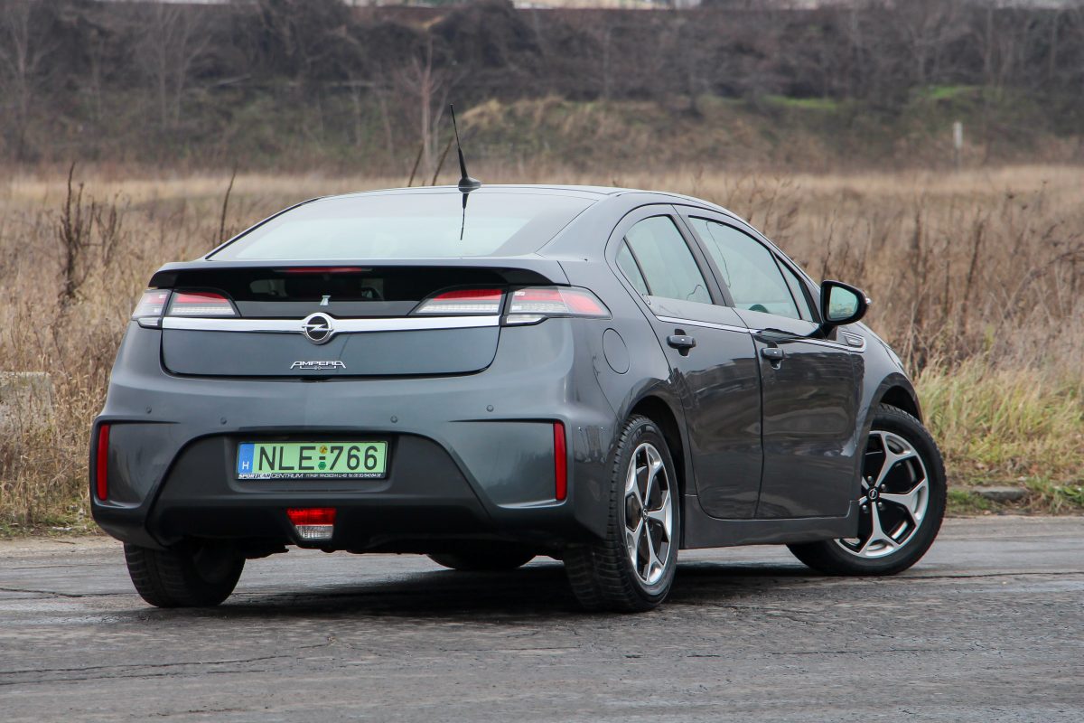 OPEL AMPERA