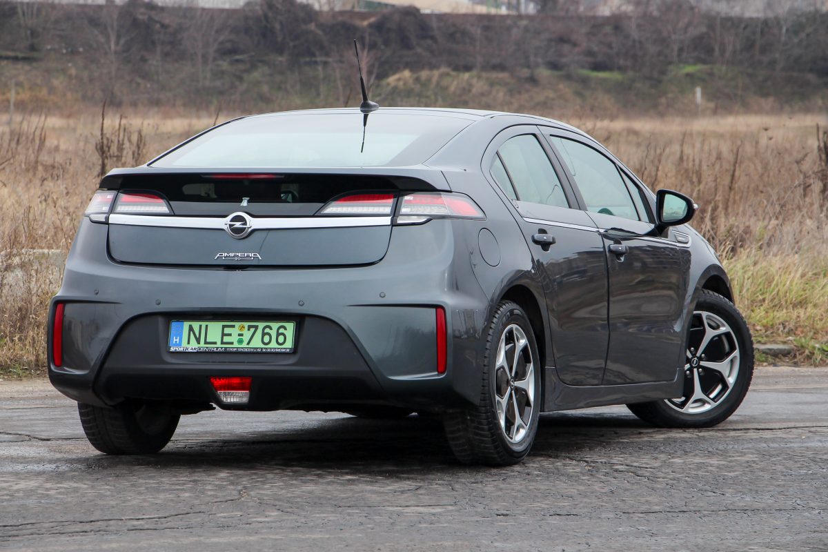 OPEL AMPERA