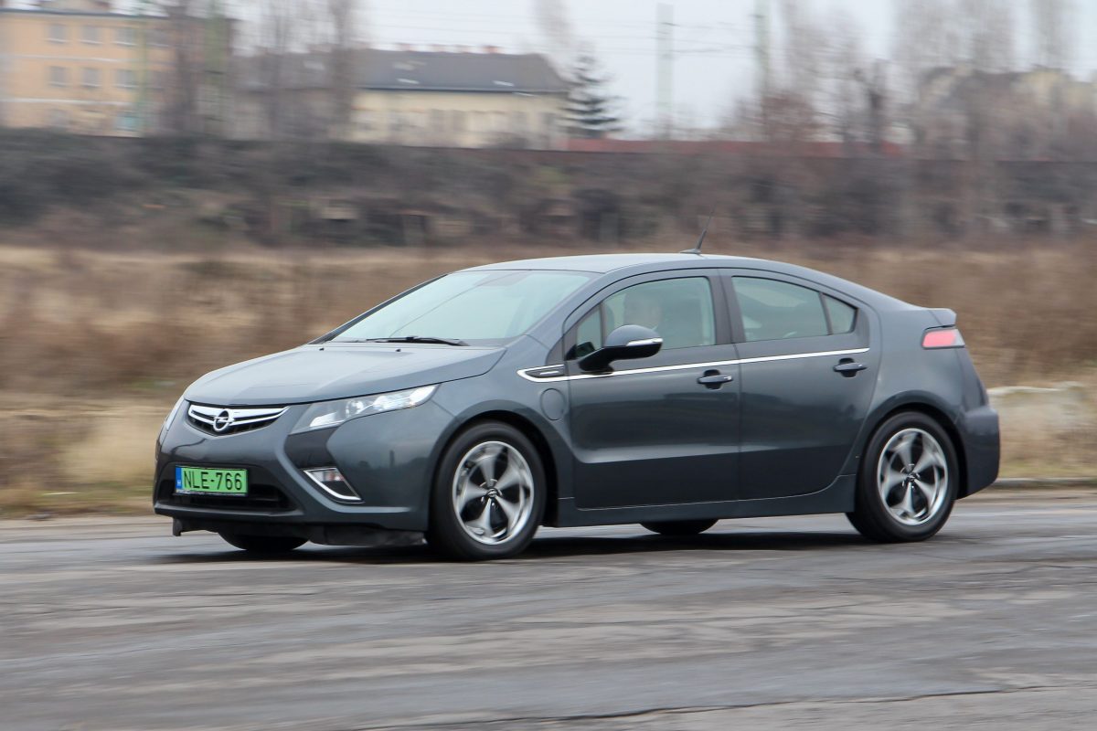 OPEL AMPERA