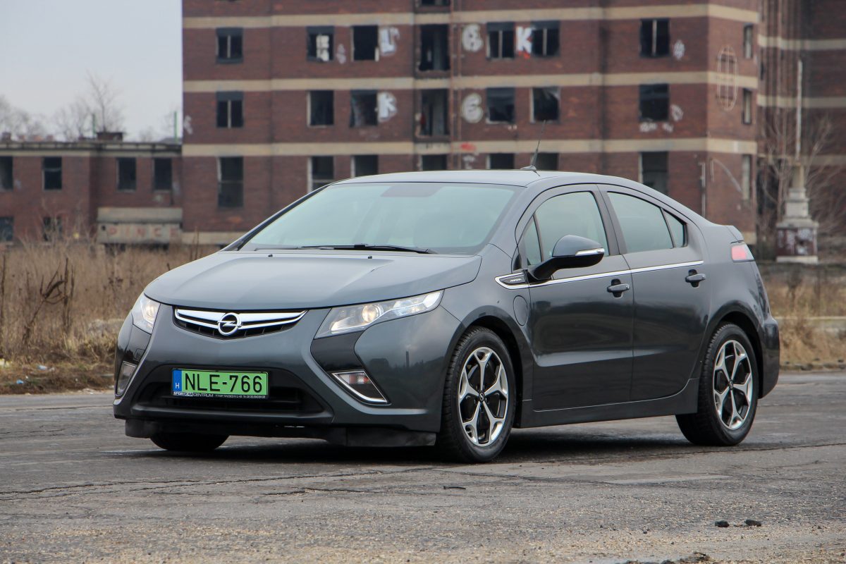OPEL AMPERA
