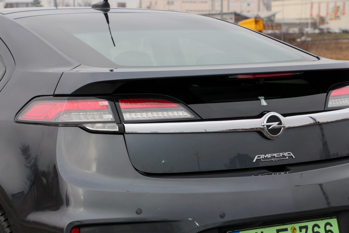 OPEL AMPERA