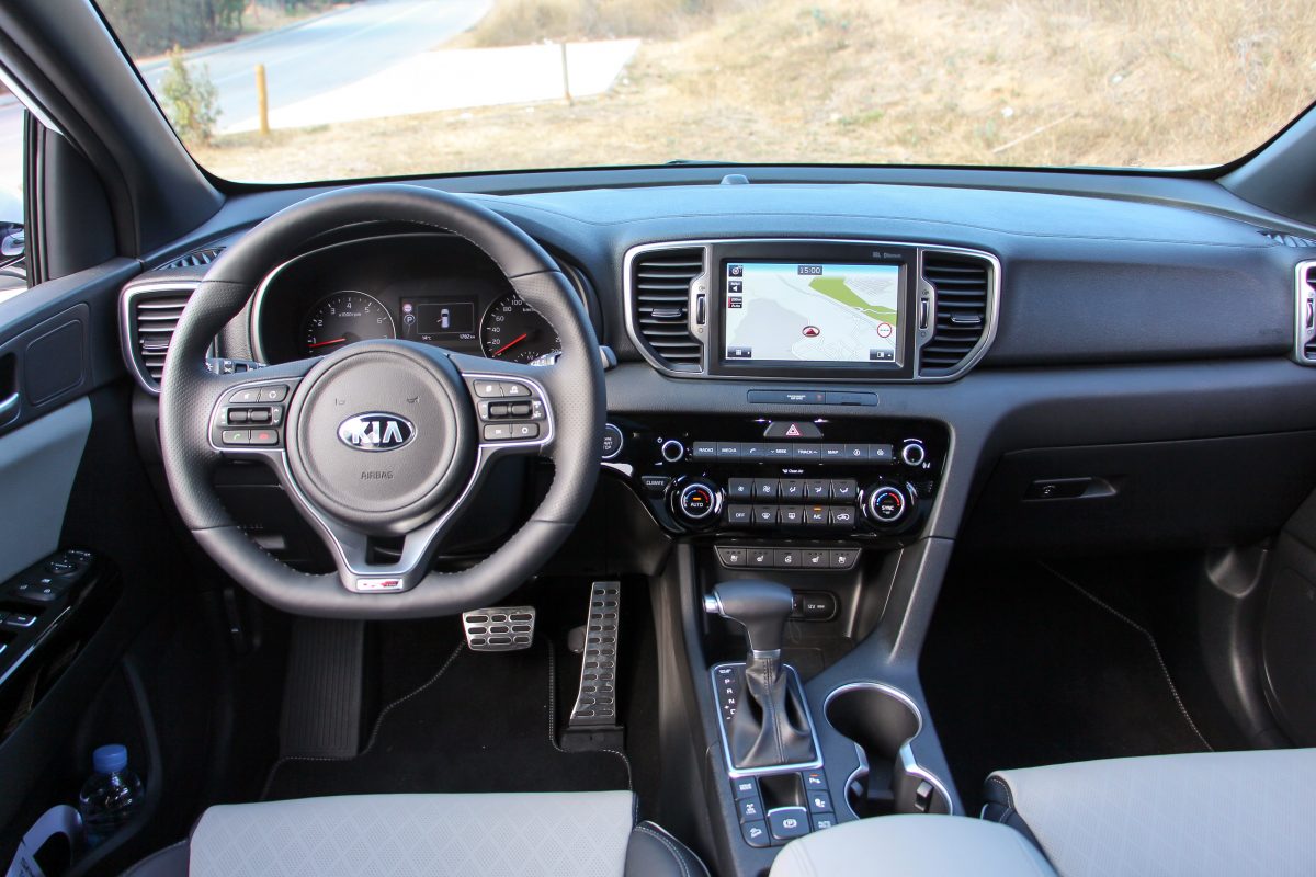 KIA SPORTAGE
