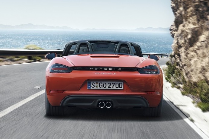 PORSCHE