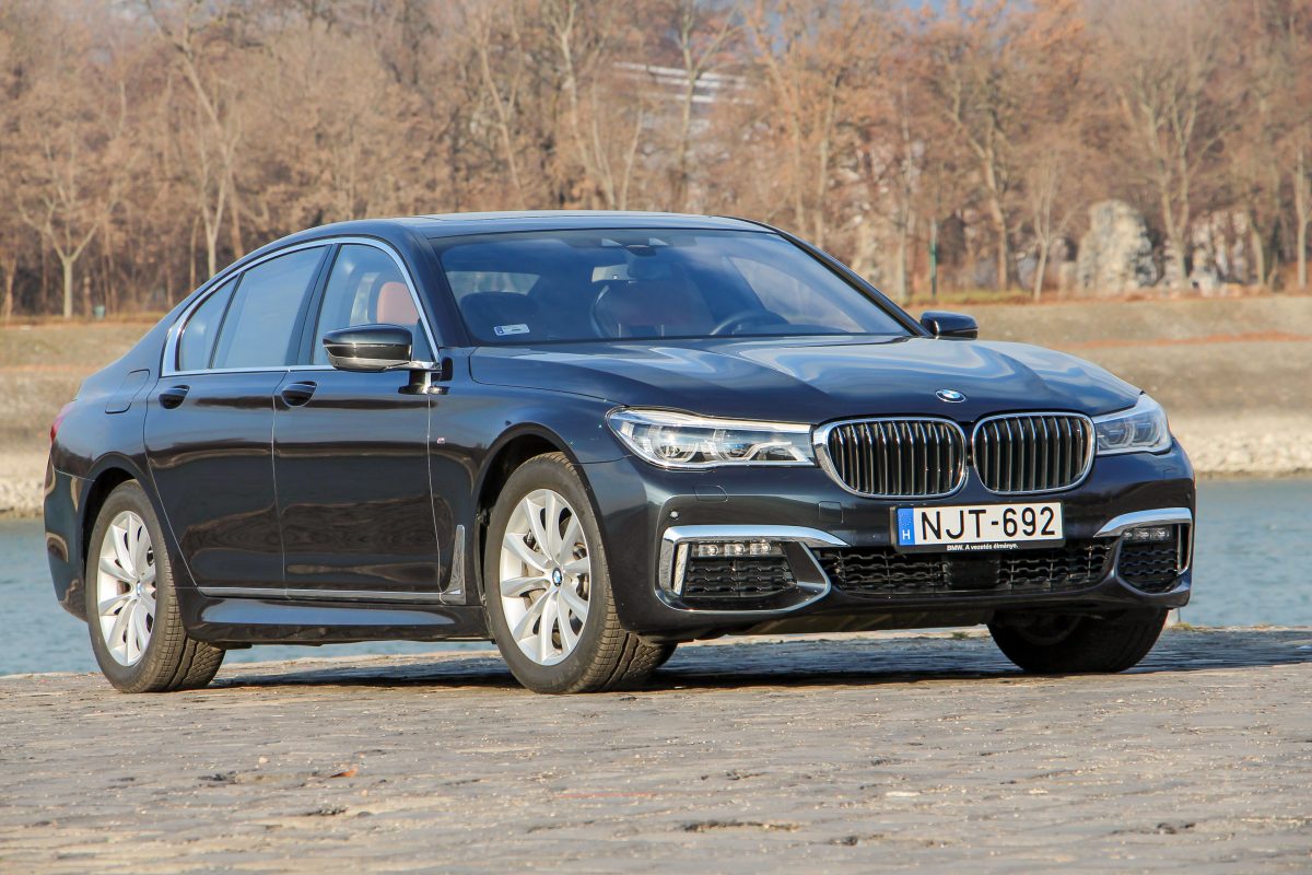 BMW 730