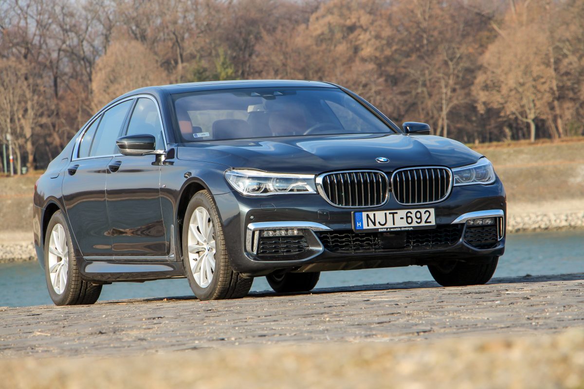 BMW 730