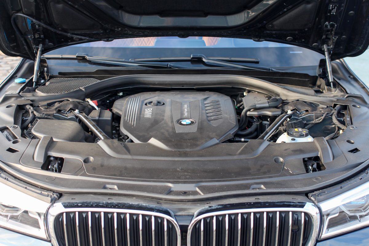 BMW 730