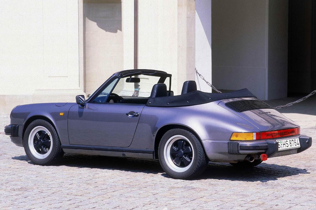 PORSCHE