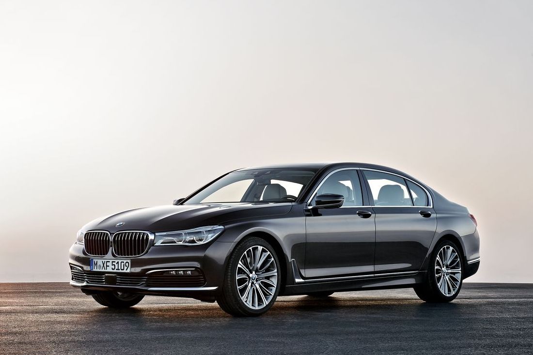 BMW 7-ES SOROZAT