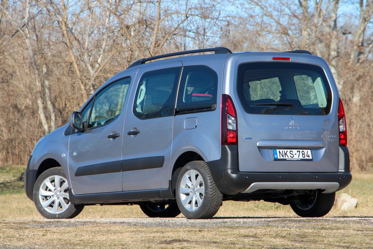 PEUGEOT PARTNER