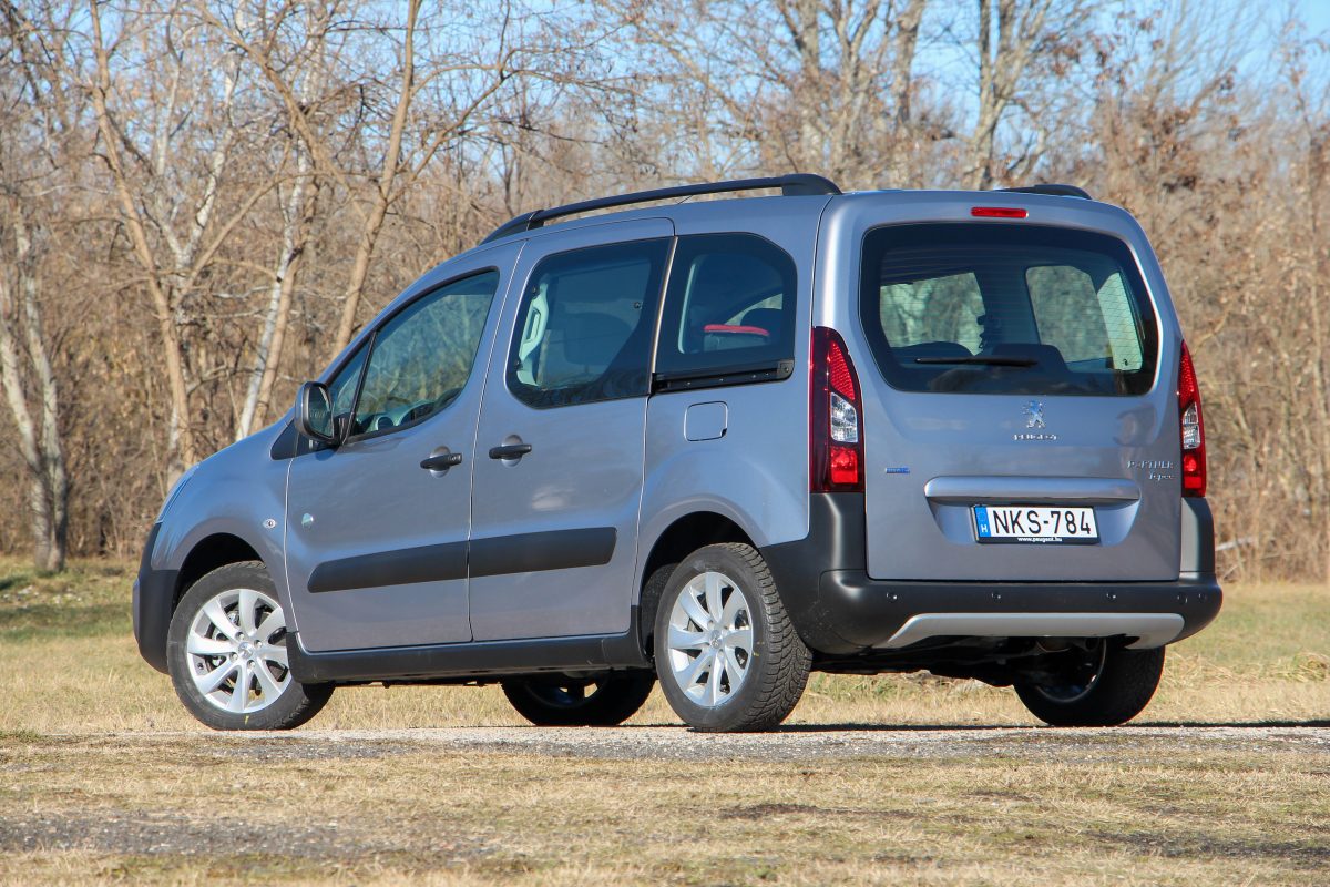 PEUGEOT PARTNER