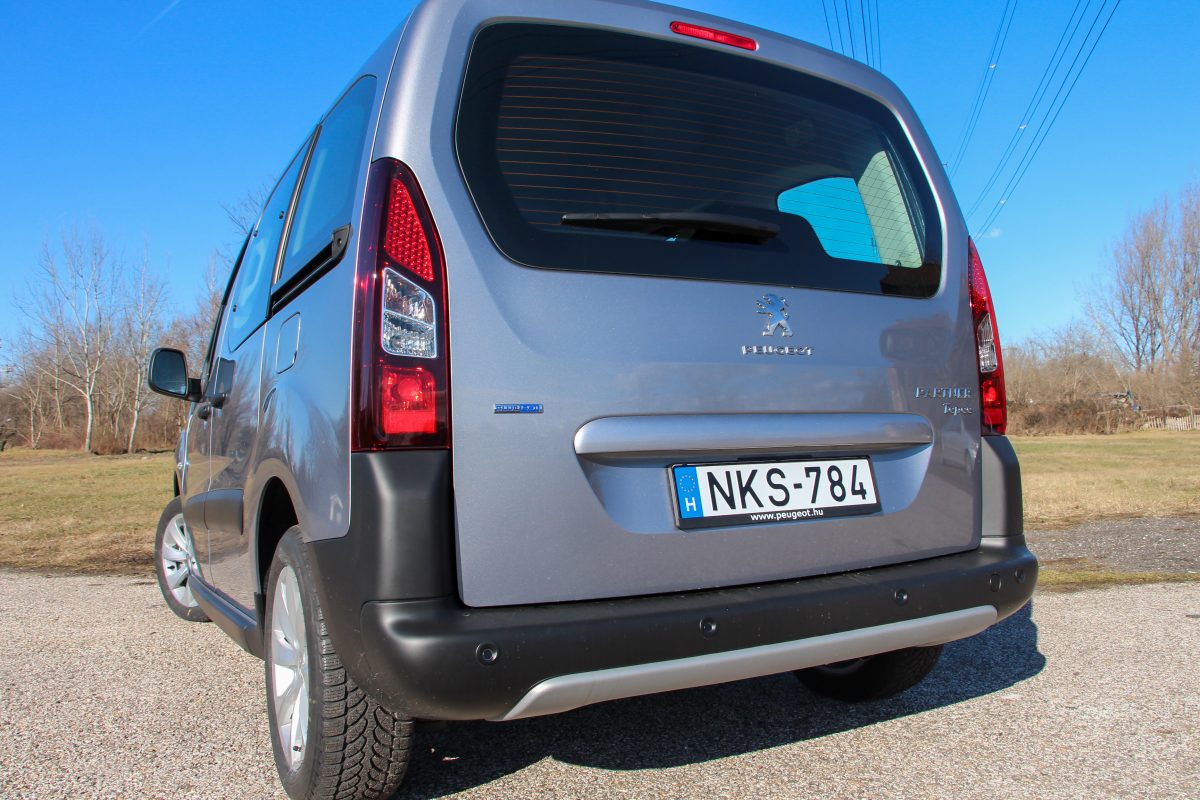 PEUGEOT PARTNER