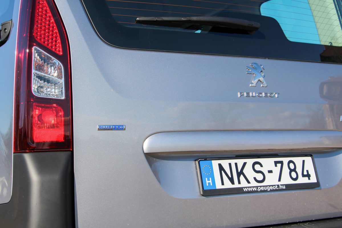 PEUGEOT PARTNER