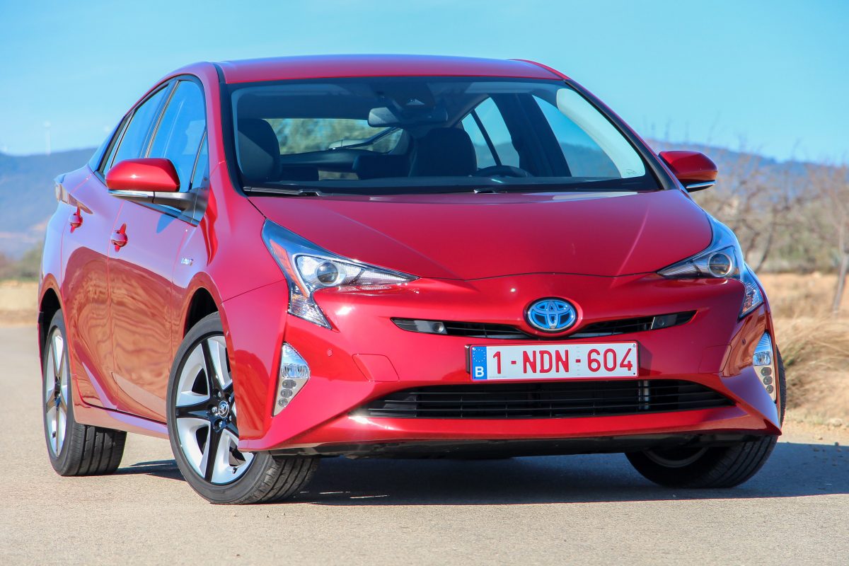 TOYOTA PRIUS