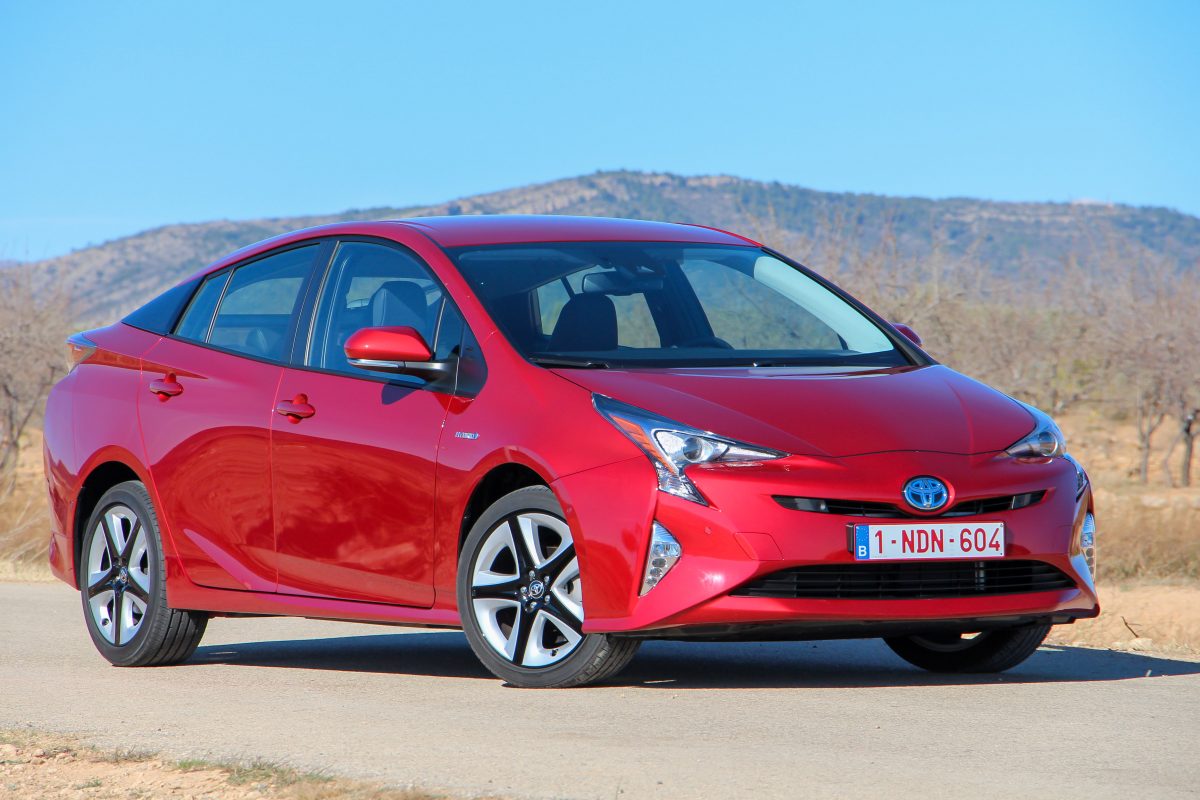 TOYOTA PRIUS