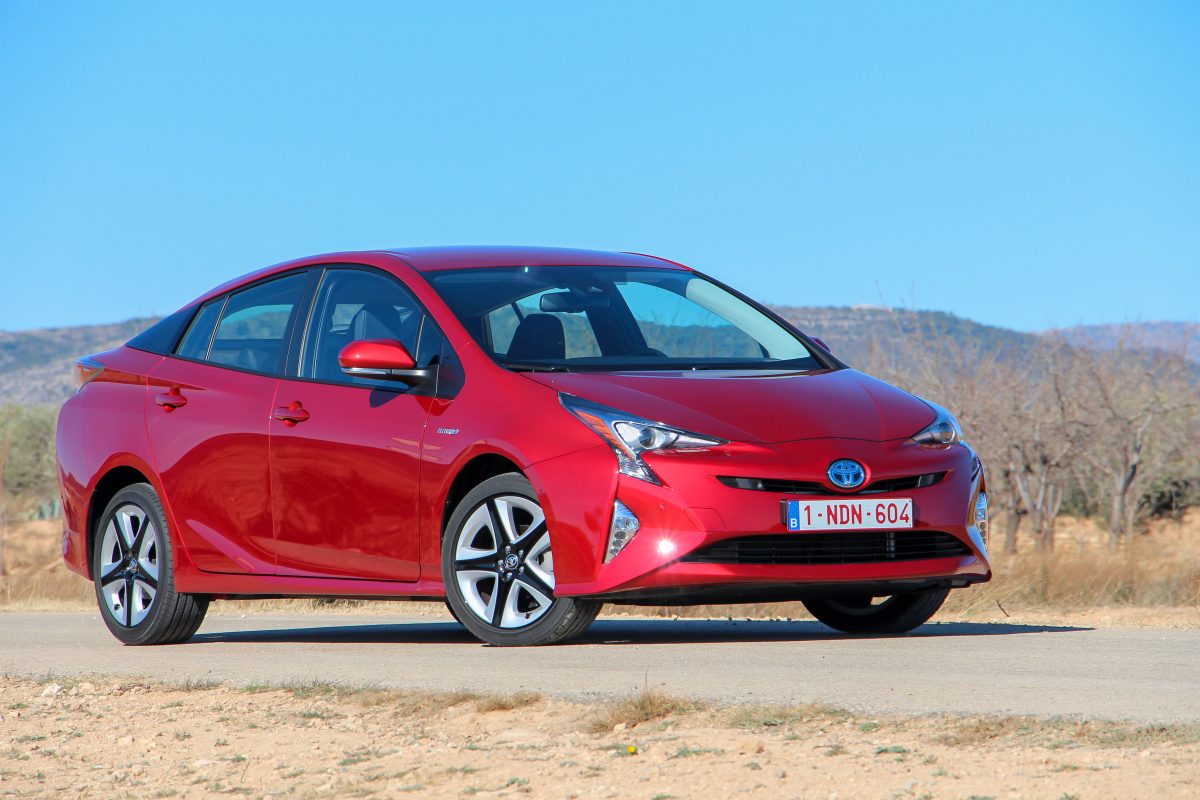 TOYOTA PRIUS