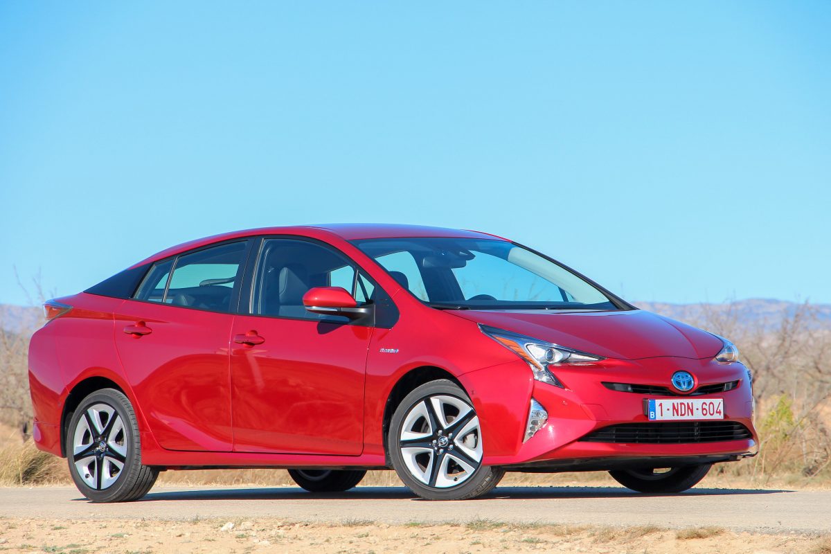 TOYOTA PRIUS