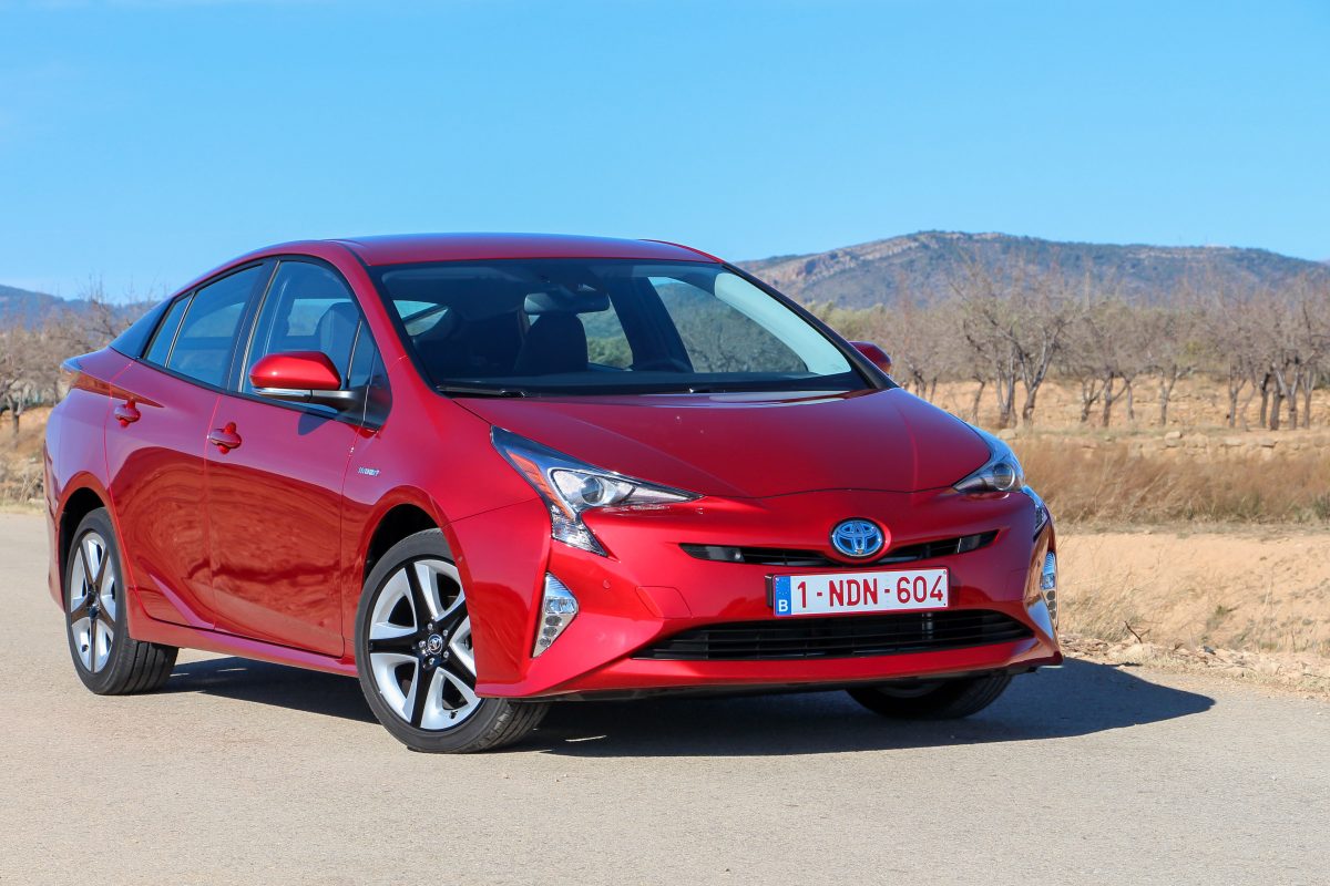 TOYOTA PRIUS