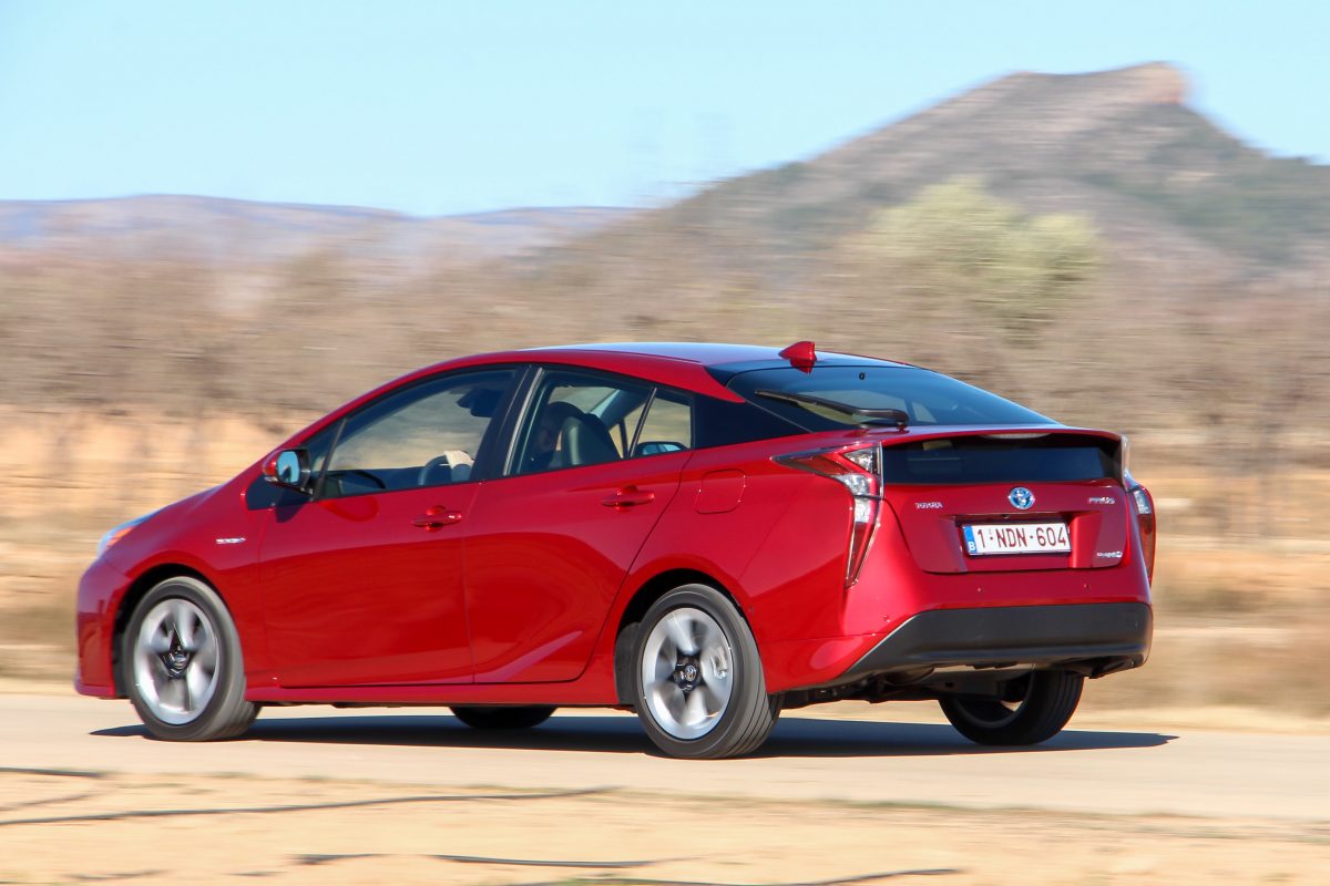 TOYOTA PRIUS