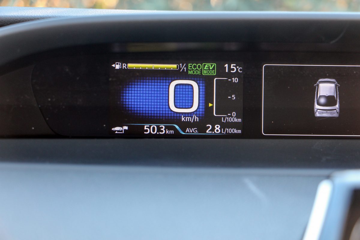 TOYOTA PRIUS