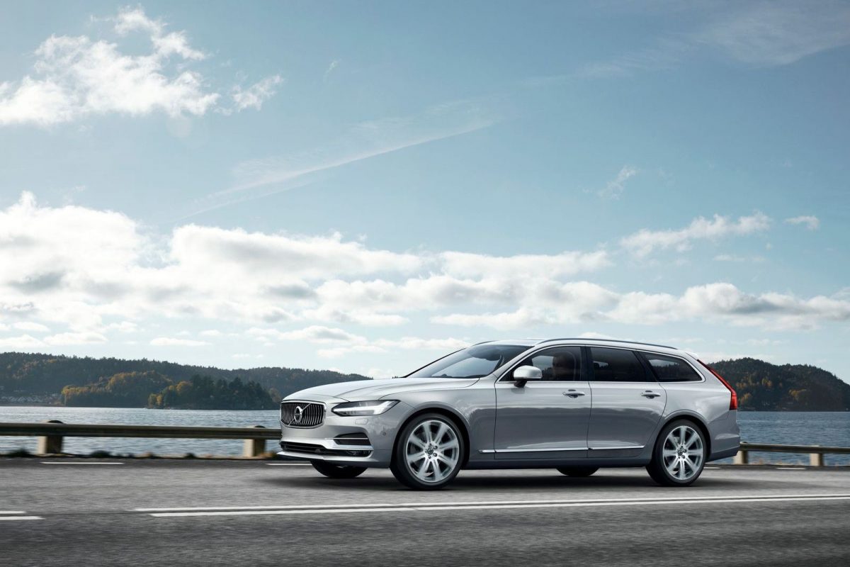 VOLVO V90