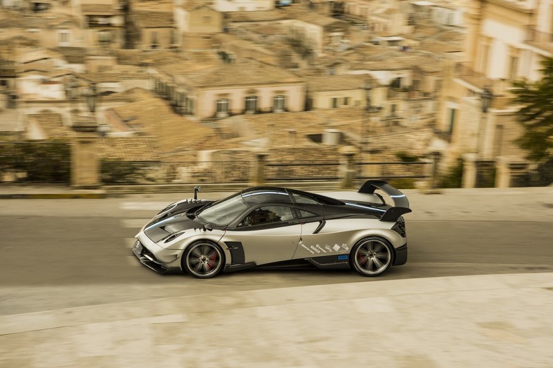 PAGANI HUAYRA