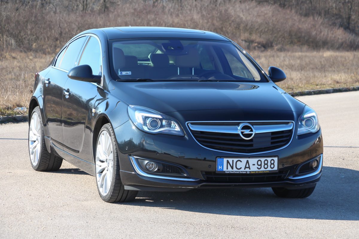 OPEL INSIGNIA
