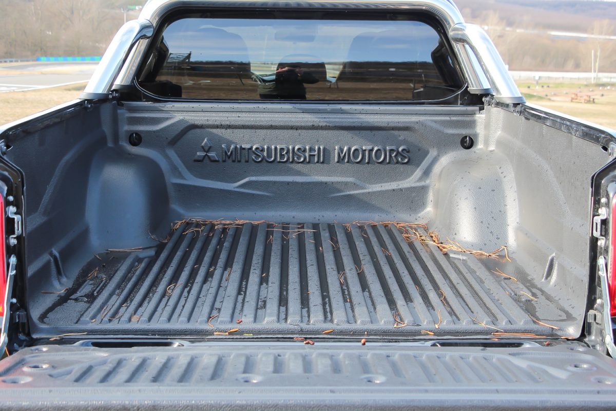 MITSUBISHI