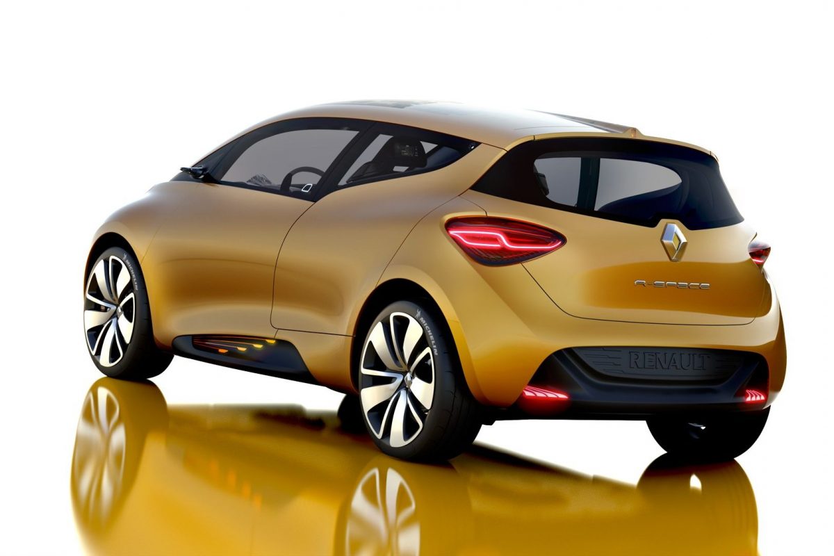 RENAULT