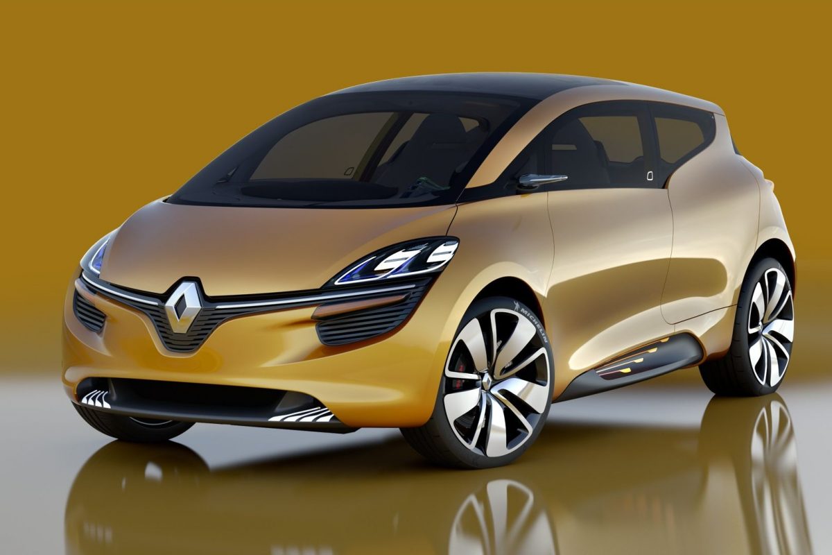 RENAULT